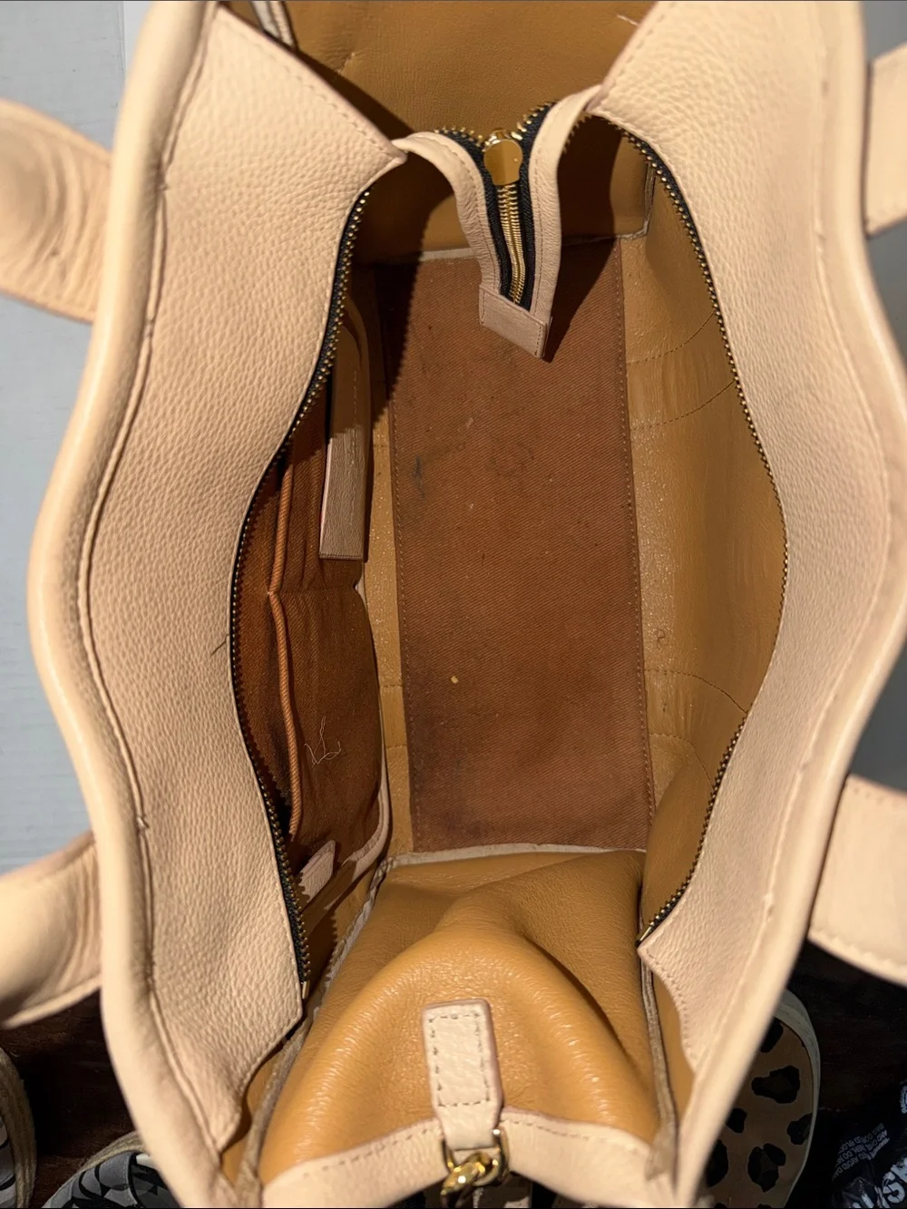 Marc Jacobs Beige Leather The Tote Bag